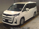 Toyota Noah MZRA90W