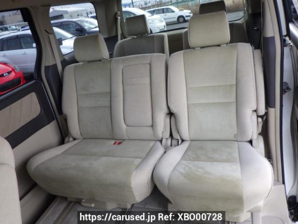 Used 2004 AT toyota alphard MNH10W Image[25]