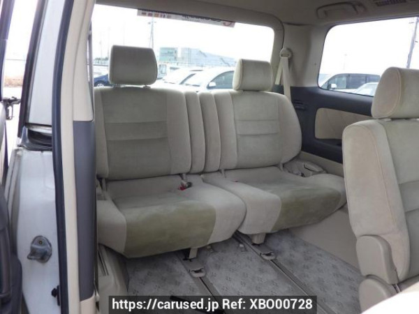Used 2004 AT toyota alphard MNH10W Image[26]