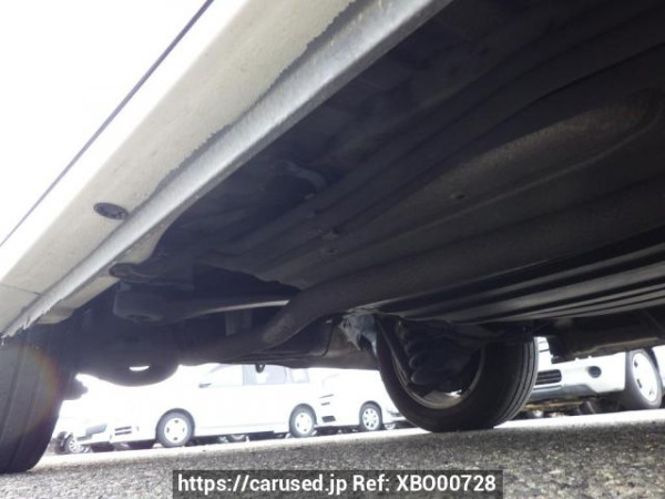 Used 2004 AT toyota alphard MNH10W Image[43]