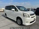 Toyota Noah ZRR75W