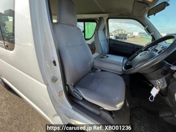 Used 2006 AT toyota hiace-van TRH200V Image[11]