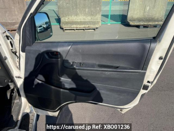 Used 2006 AT toyota hiace-van TRH200V Image[14]