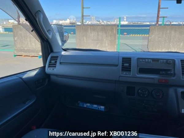 Used 2006 AT toyota hiace-van TRH200V Image[16]