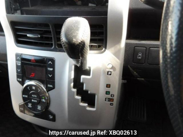 Used 2010 AT toyota voxy ZRR70W Image[20]