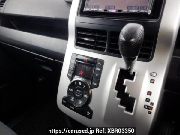 Used 2010 AT toyota voxy ZRR70W Image[23]
