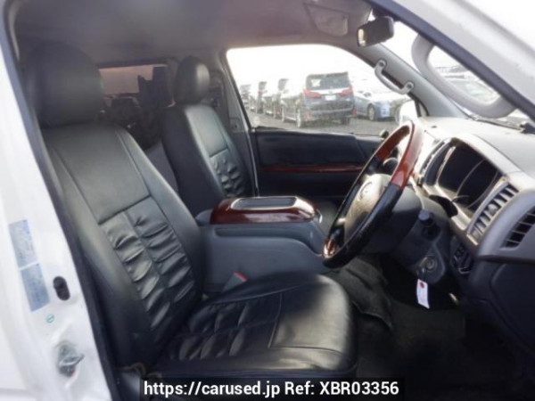 Used 2004 AT toyota hiace-van KDH200V Image[12]