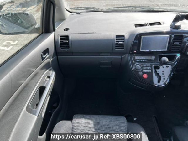 Used 2004 AT toyota wish ZNE10G Image[19]
