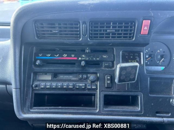 Used 2003 AT toyota regiusace-van RZH112V Image[22]