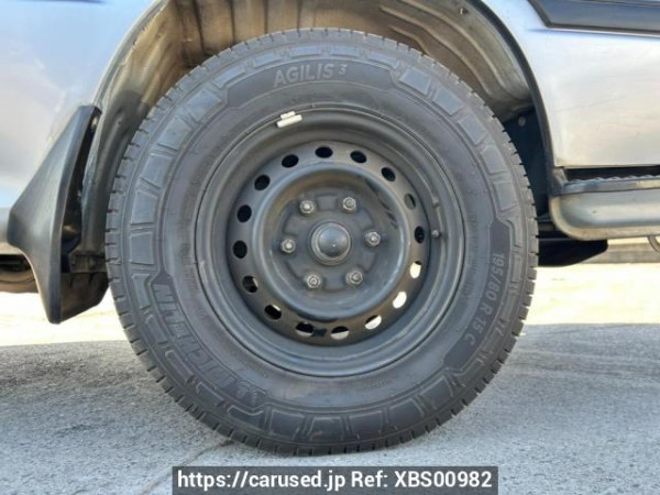 Used 2001 AT toyota hiace-van RZH112V Image[28]