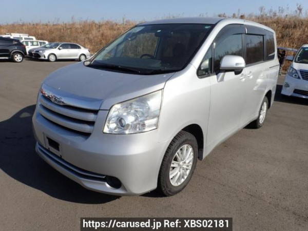 Used 2007 AT toyota noah ZRR75G Image[2]