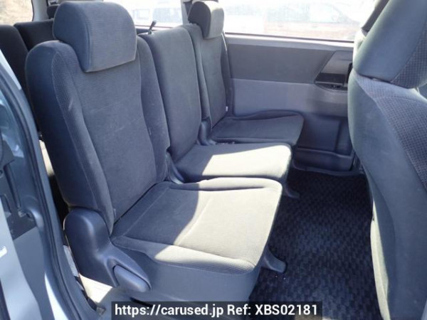 Used 2007 AT toyota noah ZRR75G Image[13]