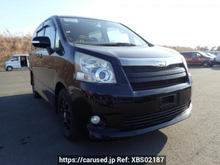 Toyota Noah ZRR75W