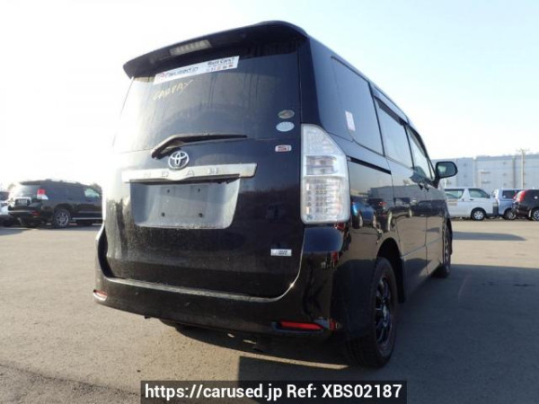 Used 2009 AT toyota noah ZRR75W Image[5]