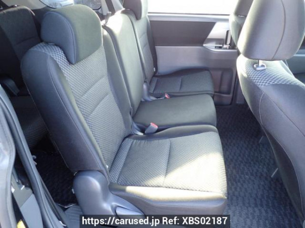 Used 2009 AT toyota noah ZRR75W Image[12]