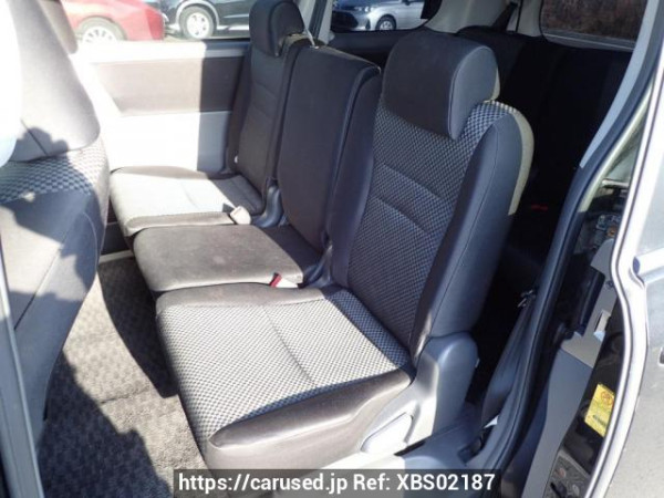 Used 2009 AT toyota noah ZRR75W Image[13]