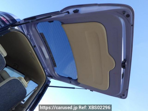 Used 2004 AT toyota sienta NCP81G Image[9]