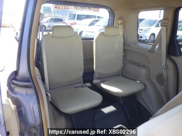 Used 2004 AT toyota sienta NCP81G Image[26]