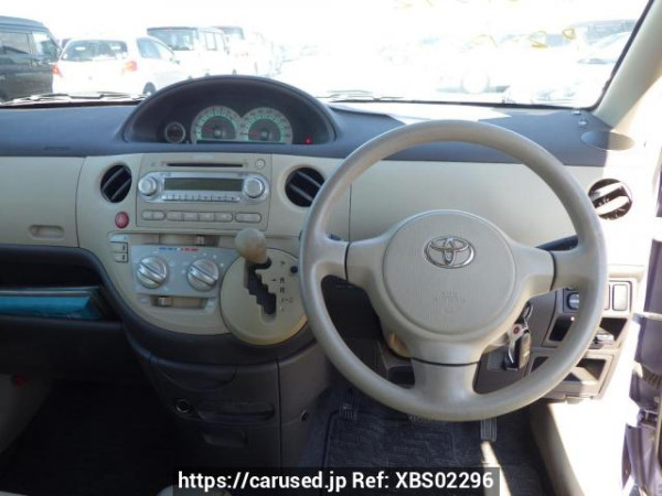 Used 2004 AT toyota sienta NCP81G Image[31]