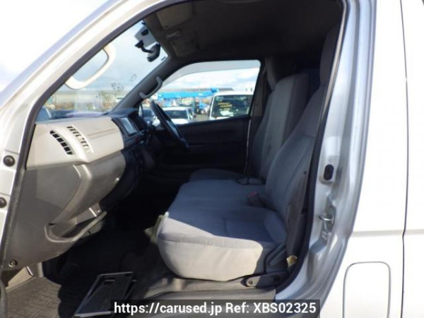 Used 2006 AT toyota hiace-van KDH200V Image[19]