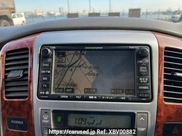 Used 2004 AT toyota alphard MNH10W Image[25]