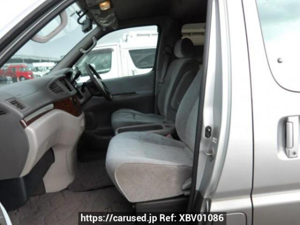 Used 2000 AT toyota regius-wagon RCH41W Image[10]