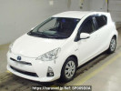 Toyota Aqua NHP10