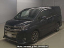 Toyota Noah ZRR85W