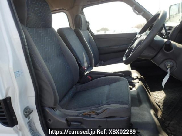 Used 2004 AT nissan caravan-bus DWMGE25 Image[9]