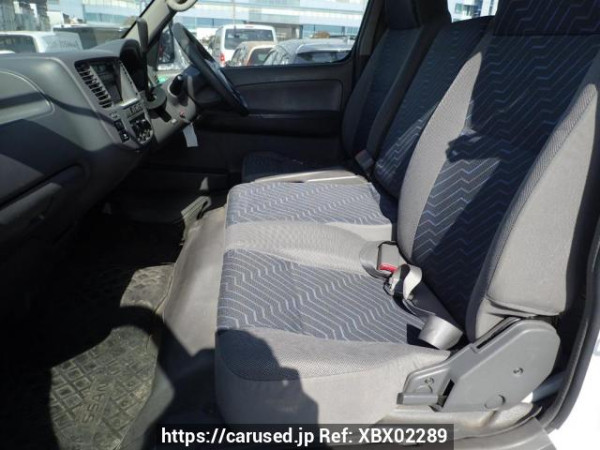 Used 2004 AT nissan caravan-bus DWMGE25 Image[10]