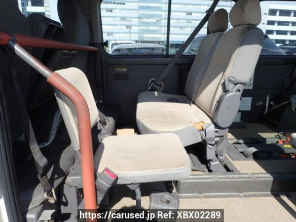 Used 2004 AT nissan caravan-bus DWMGE25 Image[11]