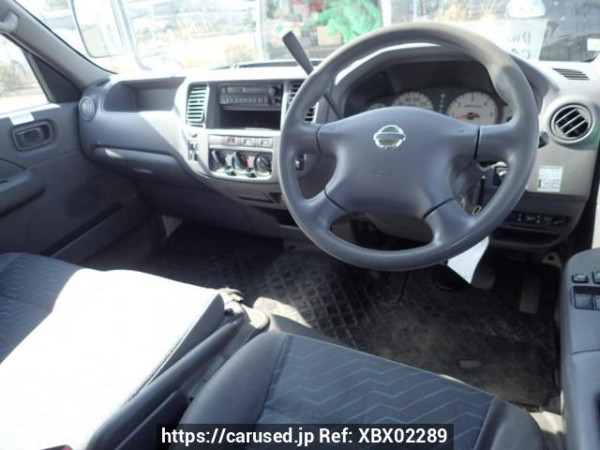 Used 2004 AT nissan caravan-bus DWMGE25 Image[15]