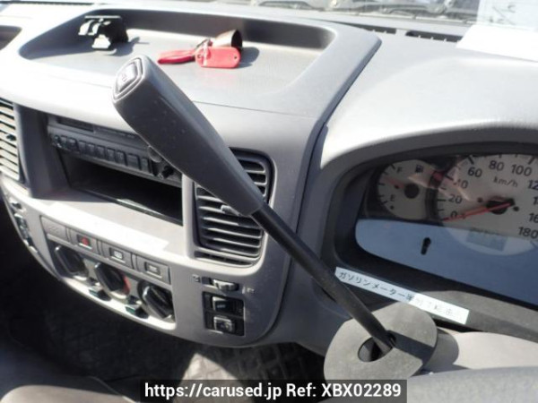 Used 2004 AT nissan caravan-bus DWMGE25 Image[16]