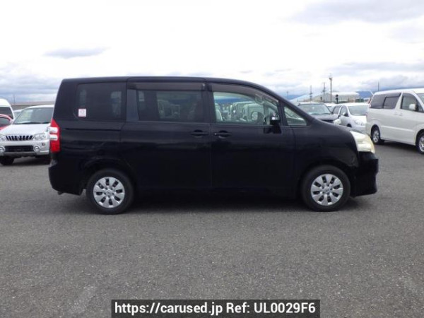 Used 2012 AT toyota noah ZRR70G Image[7]