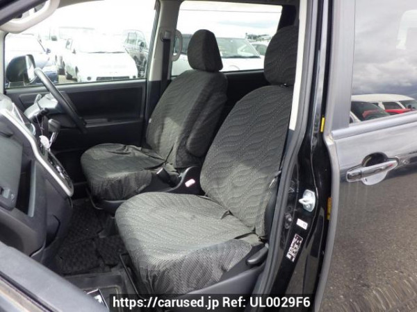 Used 2012 AT toyota noah ZRR70G Image[21]