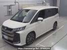 Toyota Noah ZWR90W