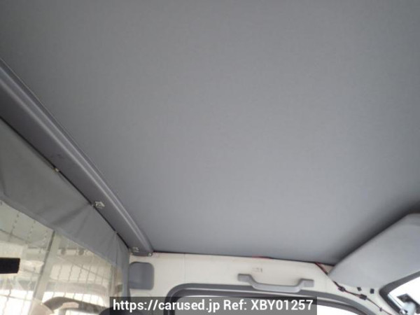 Used 2003 MT toyota hiace-van RZH102V Image[9]