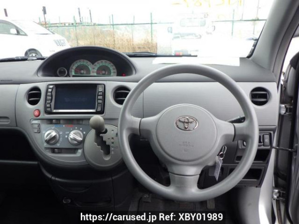 Used 2004 AT toyota sienta NCP81G Image[29]