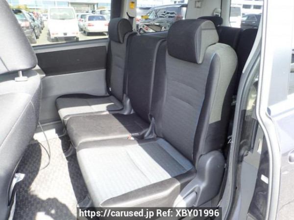 Used 2008 AT toyota voxy ZRR70W Image[13]