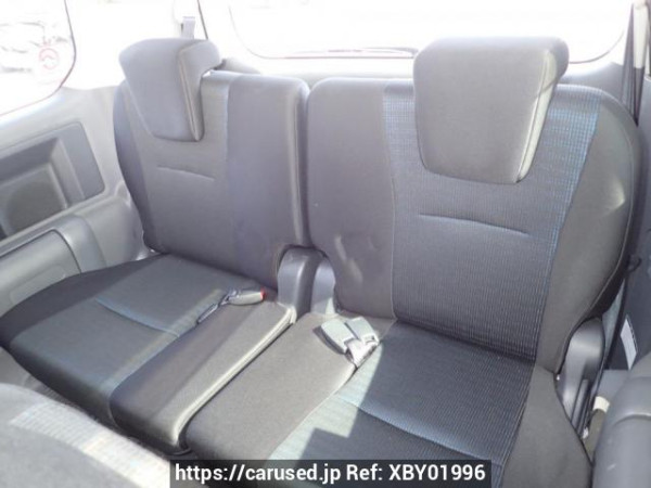 Used 2008 AT toyota voxy ZRR70W Image[14]