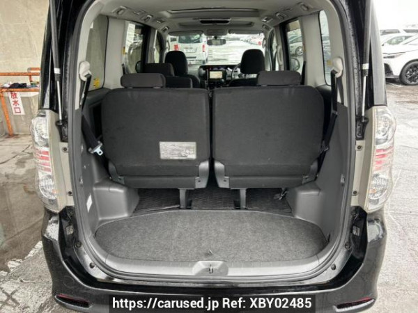 Used 2007 AT toyota voxy ZRR70W Image[8]