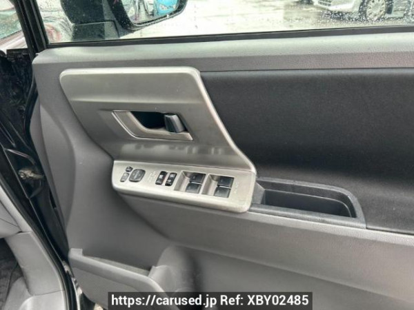 Used 2007 AT toyota voxy ZRR70W Image[17]