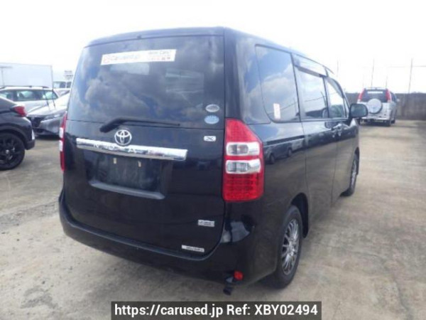 Used 2011 AT toyota noah ZRR70G Image[6]