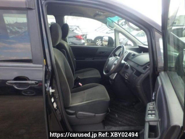 Used 2011 AT toyota noah ZRR70G Image[12]