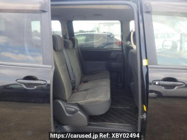Used 2011 AT toyota noah ZRR70G Image[15]