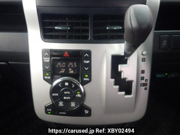 Used 2011 AT toyota noah ZRR70G Image[22]