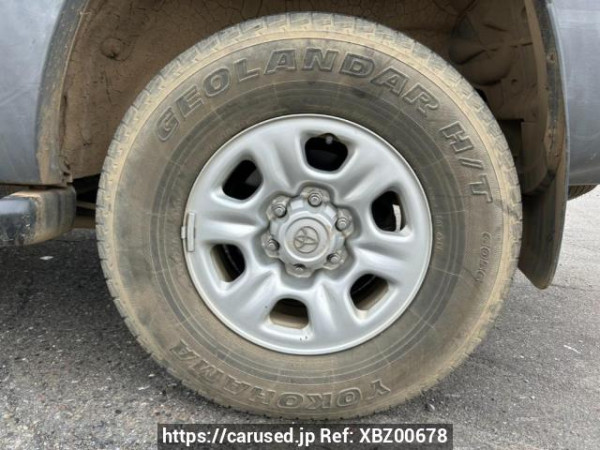 Used 2004 AT toyota hilux-surf RZN215W Image[32]