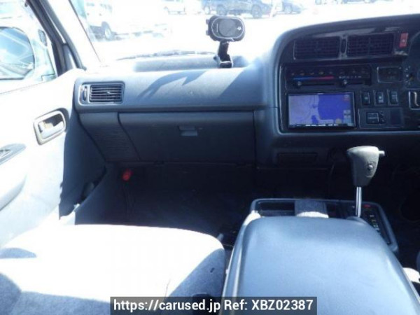 Used 2002 AT toyota hiace-van RZH112V Image[16]