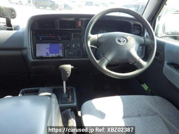 Used 2002 AT toyota hiace-van RZH112V Image[17]