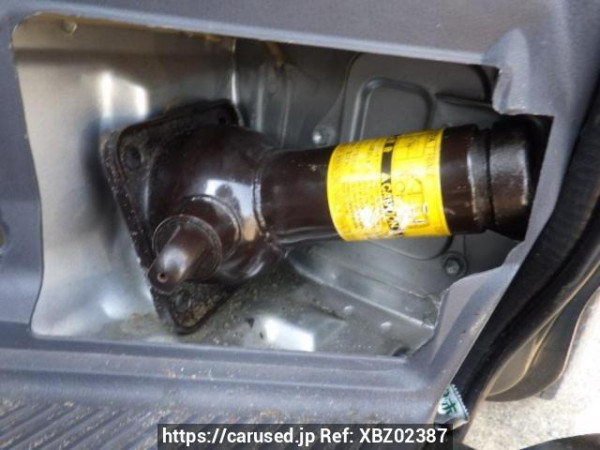 Used 2002 AT toyota hiace-van RZH112V Image[37]